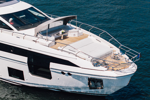 87ft Azimut Yacht For Sale