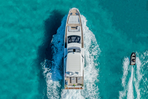 87ft Azimut Yacht For Sale