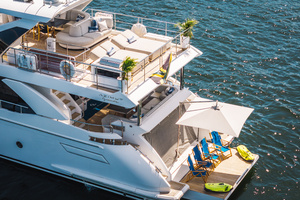 87ft Azimut Yacht For Sale