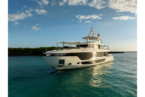 118FT (35.97M) AZIMUT Worth Avenue Yachts