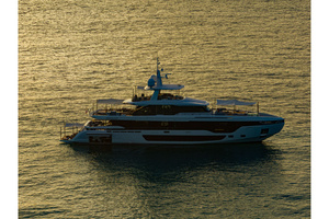 118FT (35.97M) AZIMUT
