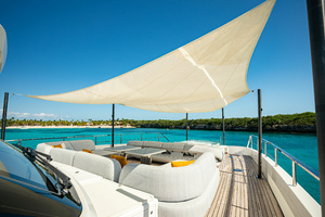 118ft Azimut Yacht For Sale