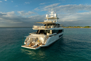 118ft Azimut Yacht For Sale