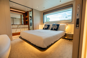118ft Azimut Yacht For Sale