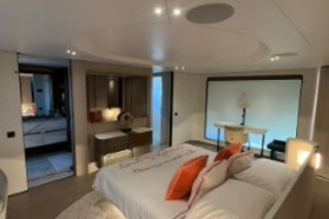 118ft Azimut Yacht For Sale