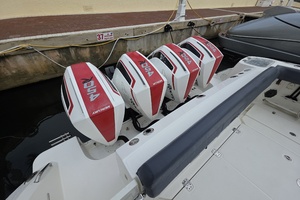 2021 Boston Whaler 420 Outrage BFT-Profile