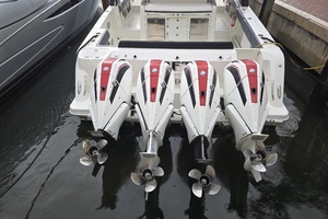 2021 Boston Whaler 420 Outrage BFT-Profile