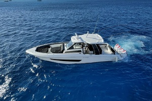 BFT 42ft Boston Whaler Yacht For Sale