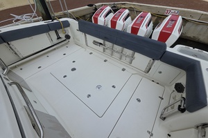 2021 Boston Whaler 420 Outrage BFT-Profile