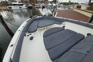 2021 Boston Whaler 420 Outrage BFT-Profile