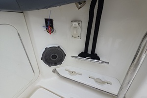 2021 Boston Whaler 420 Outrage BFT-Profile