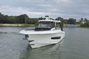 2021 Boston Whaler 420 Outrage BFT- Profile