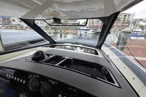 2021 Boston Whaler 420 Outrage BFT-Profile