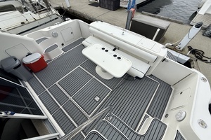 2003 Sea Ray 450 Express Bridge thumbnail 8