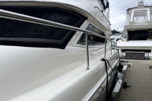 2003 Sea Ray 450 Express Bridge thumbnail 16