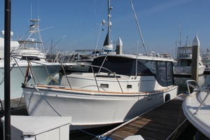 LAST COMMAND 28ft Cape Dory Yacht For Sale