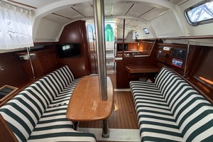 2003 Beneteau 331 thumbnail 11