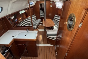 Bouboulina 33ft Beneteau Yacht For Sale