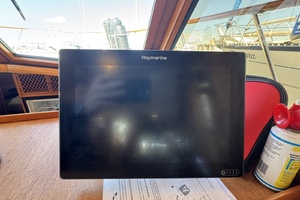 The Other Side  47ft Lien Hwa Yacht For Sale