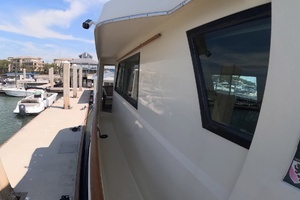 1987 Hatteras Motor Yacht thumbnail 48