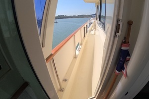 1987 Hatteras Motor Yacht thumbnail 43