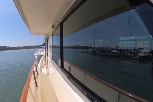 1987 Hatteras Motor Yacht thumbnail 49