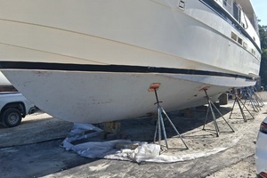 1987 Hatteras Motor Yacht thumbnail 84