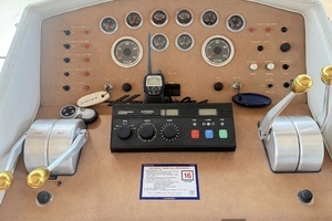 1987 Hatteras Motor Yacht thumbnail 76