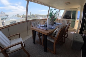 1987 Hatteras Motor Yacht thumbnail 39