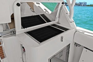 28ft Edgewater Yacht For Sale