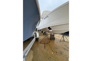 28ft Boston Whaler Yacht For Sale