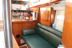 Wind Thief 32ft Beneteau Yacht For Sale