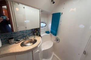 42ft Regal Yacht For Sale