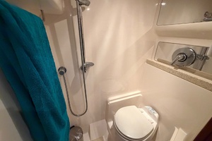 42ft Regal Yacht For Sale