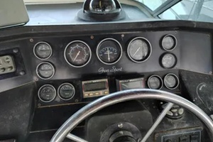 Just a Big Canoe 34ft Wellcraft Yacht For Sale