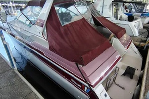 Just a Big Canoe 34ft Wellcraft Yacht For Sale