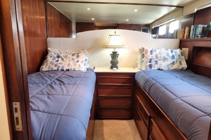 PUDDY TAT III 53ft Hatteras Yacht For Sale