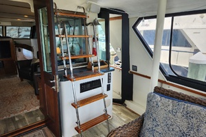 PUDDY TAT III 53ft Hatteras Yacht For Sale