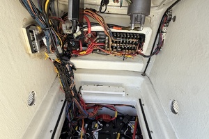 25ft Pathfinder Yacht For Sale