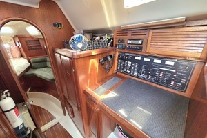 1991 Hunter Passage 42 thumbnail 17