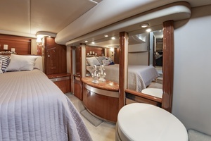 2007 Sea Ray 58 Sedan Bridge thumbnail 38