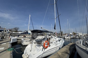 2002 Hunter 326  ldquo The Master Plan rdquo  32ft Hunter Yacht For Sale