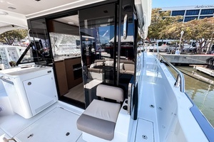 2026 Wellcraft 44 Explorer thumbnail 10