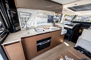 43FT (13.39M) WELLCRAFT