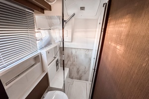 43FT (13.39M) WELLCRAFT