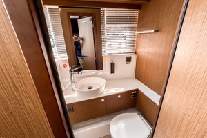 43FT (13.39M) WELLCRAFT