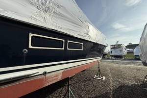 1996 Legacy Yachts thumbnail 34