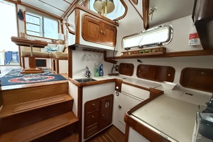 1996 Legacy Yachts thumbnail 13