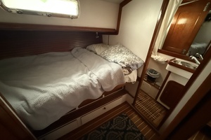 1996 Legacy Yachts thumbnail 16