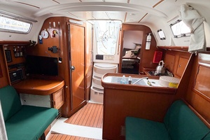 KIKI 32ft Beneteau Yacht For Sale